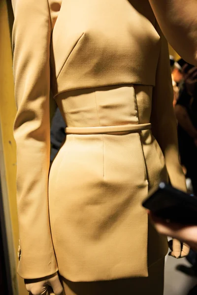 Look 29
